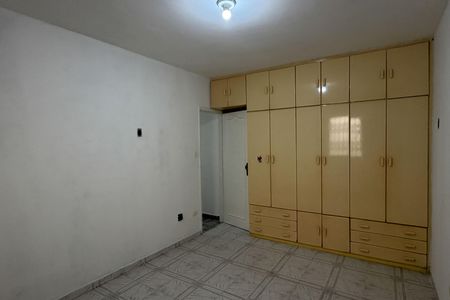 Quarto 2 de casa para alugar com 3 quartos, 130m² em Embaré, Santos