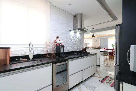 Apartamento para alugar com 134m², 2 quartos e 2 vagasCozinha e Área de Serviço
