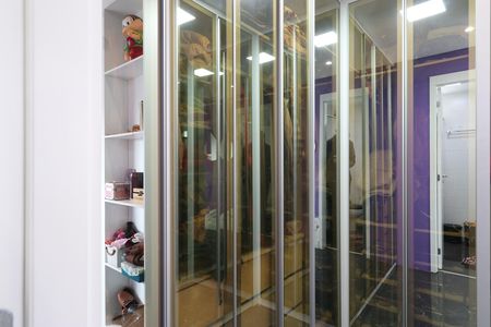 Apartamento para alugar com 134m², 2 quartos e 2 vagasCloset da suíte 2