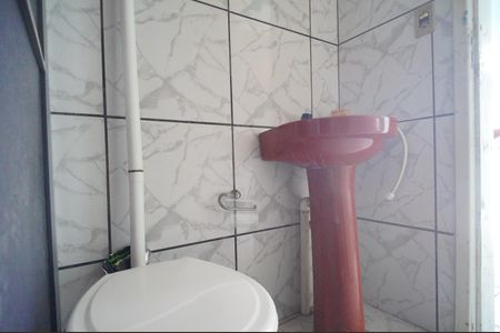 Banheiro de casa para alugar com 2 quartos, 80m² em Feitoria, São Leopoldo