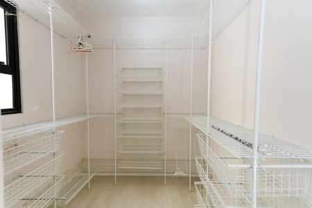 Apartamento à venda com 85m², 2 quartos e 2 vagasCloset da suíte