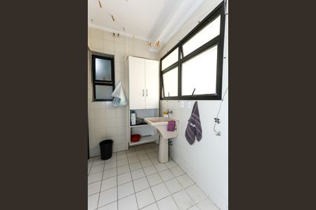 Apartamento à venda com 85m², 2 quartos e 2 vagasÁrea de Serviço