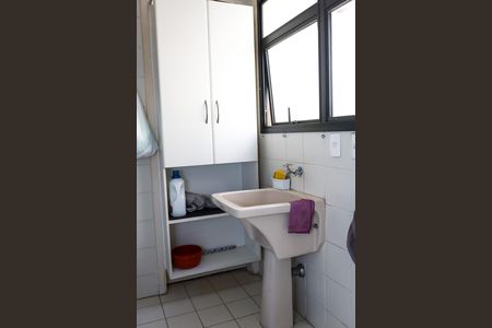 Apartamento à venda com 85m², 2 quartos e 2 vagasÁrea de Serviço