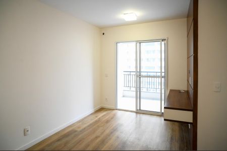 Sala de apartamento para alugar com 2 quartos, 52m² em Vila Nair, São Paulo