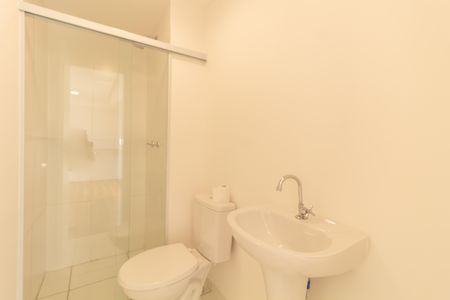 Apartamento para alugar com 42m², 2 quartos e 1 vaga Apartamento para alugar com 42m², 2 quartos e 1 vagaBanheiro