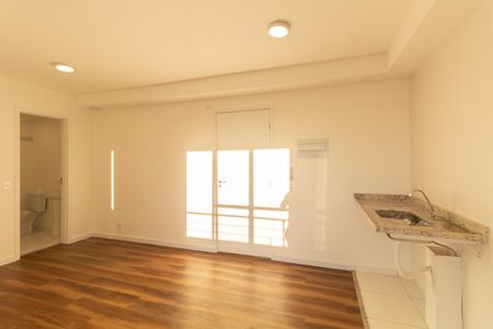 Apartamento para alugar com 42m², 2 quartos e 1 vaga Apartamento para alugar com 42m², 2 quartos e 1 vagaSala/Cozinha