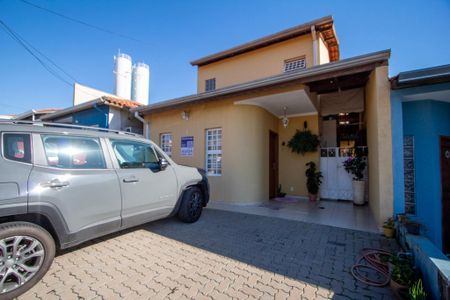 Casa de condomínio para alugar com 125m², 3 quartos e 2 vagas
