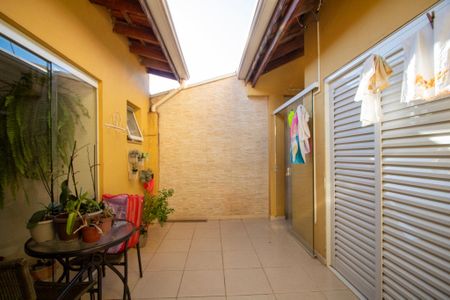 Casa de condomínio para alugar com 125m², 3 quartos e 2 vagas