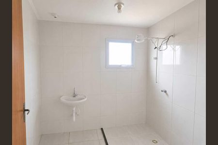 Apartamento para alugar com 47m², 2 quartos e 1 vaga Apartamento para alugar com 47m², 2 quartos e 1 vagaBanheiro