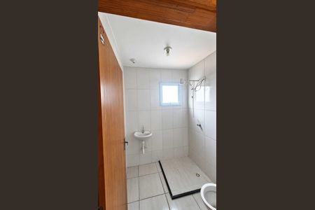 Apartamento para alugar com 47m², 2 quartos e 1 vaga Apartamento para alugar com 47m², 2 quartos e 1 vagaBanheiro