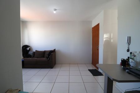 Sala de apartamento para alugar com 2 quartos, 47m² em Shopping Park, Uberlândia