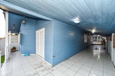 Varanda de casa à venda com 3 quartos, 170m² em Costa E Silva, Porto Alegre