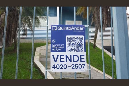 Plaquinha de casa à venda com 3 quartos, 170m² em Costa E Silva, Porto Alegre