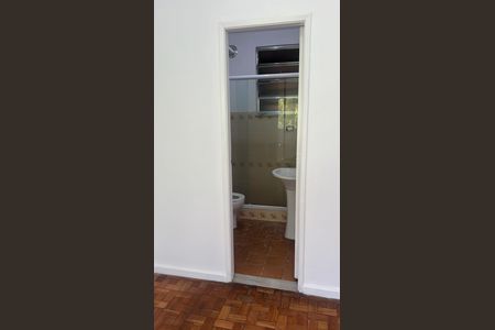 Apartamento à venda com 48m², 1 quarto e sem vaga Apartamento à venda com 48m², 1 quarto e sem vagaBanheiro 1