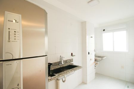 Sala / cozinha de apartamento à venda com 2 quartos, 42m² em Jardim Iris, São Paulo