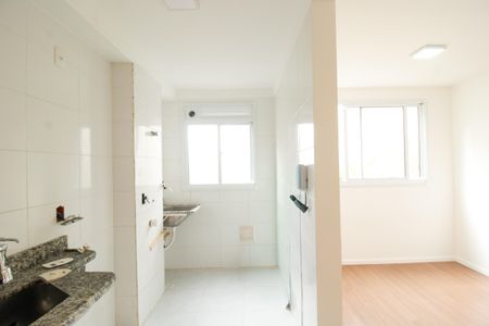 Sala / cozinha de apartamento à venda com 2 quartos, 42m² em Jardim Iris, São Paulo