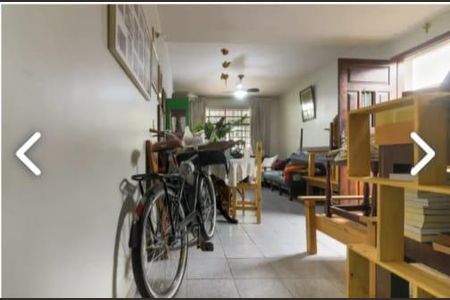 Casa à venda com 4 quartos, 135m² em Itaim Bibi, São Paulo