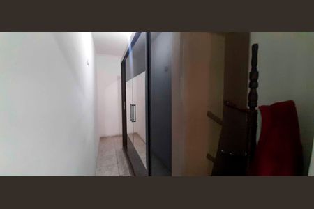 Casa à venda com 5 quartos, 246m² em Jardim Primeiro de Maio (chacara Fazendinha), Osasco