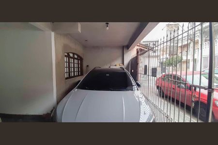 Garagem de casa à venda com 5 quartos, 246m² em Jardim Primeiro de Maio (chacara Fazendinha), Osasco