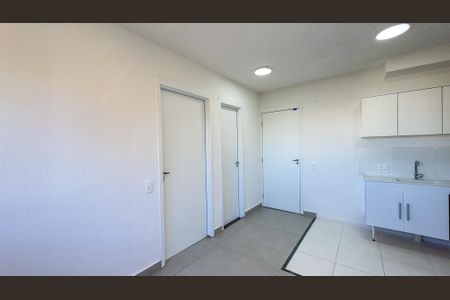 Apartamento para alugar com 32m², 2 quartos e sem vagaSala, Cozinha e Área de Serviço
