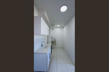 Apartamento para alugar com 32m², 2 quartos e sem vagaSala, Cozinha e Área de Serviço