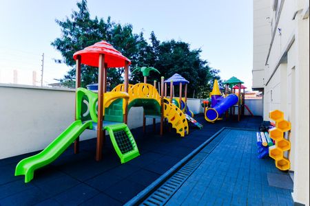 Apartamento para alugar com 55m², 2 quartos e 1 vagaÁrea comum - Playground