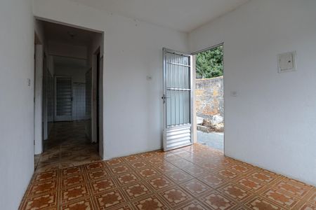 Casa para alugar com 70m², 2 quartos e 3 vagasSala