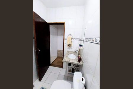 Casa à venda com 4 quartos, 125m² em Jardim Guanhembu, São Paulo