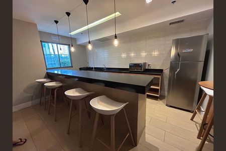 Apartamento para alugar com 40m², 2 quartos e sem vagaÁrea comum - Salão de festas