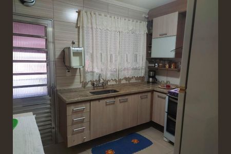 Casa à venda com 80m², 2 quartos e 1 vaga