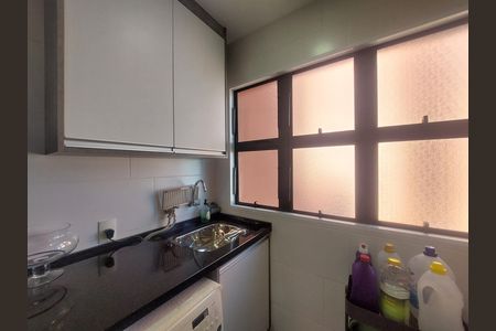 Apartamento à venda com 69m², 3 quartos e 1 vagaÁrea de Serviço