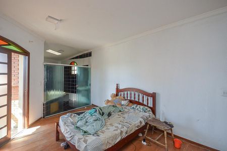Casa à venda com 270m², 3 quartos e 3 vagas