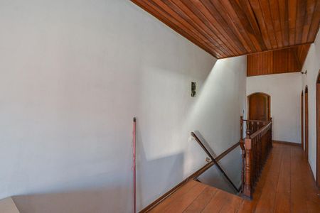Casa à venda com 270m², 3 quartos e 3 vagas