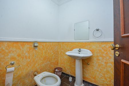 Casa à venda com 270m², 3 quartos e 3 vagas