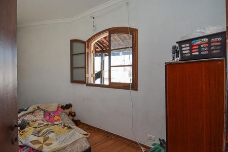 Casa à venda com 3 quartos, 270m² em Jardim Guanhembu, São Paulo