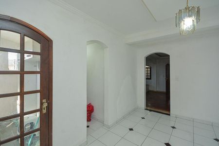 Casa à venda com 270m², 3 quartos e 3 vagas