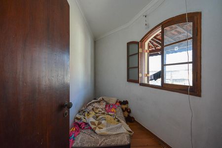 Casa à venda com 3 quartos, 270m² em Jardim Guanhembu, São Paulo
