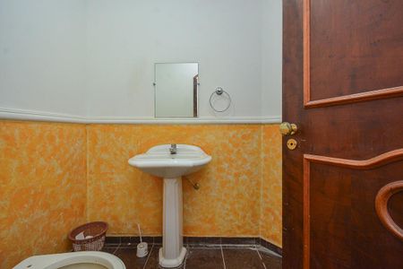 Casa à venda com 270m², 3 quartos e 3 vagas