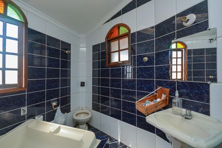 Casa à venda com 3 quartos, 270m² em Jardim Guanhembu, São Paulo