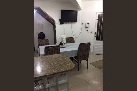Casa à venda com 3 quartos, 103m² em Cidade Dutra, São Paulo