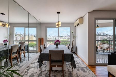 Apartamento à venda com 116m², 2 quartos e 3 vagas