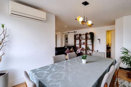 Apartamento à venda com 116m², 2 quartos e 3 vagas
