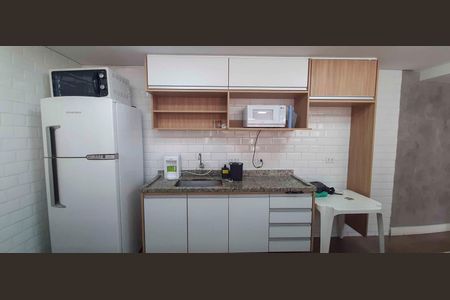 Casa de condomínio à venda com 65m², 2 quartos e 2 vagas Casa de condomínio à venda com 65m², 2 quartos e 2 vagasÁrea Comum