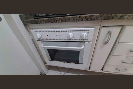 Casa de condomínio à venda com 65m², 2 quartos e 2 vagas Casa de condomínio à venda com 65m², 2 quartos e 2 vagasCozinha