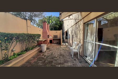 Casa de condomínio à venda com 65m², 2 quartos e 2 vagas Casa de condomínio à venda com 65m², 2 quartos e 2 vagasÁrea Comum