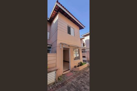 Casa de condomínio à venda com 65m², 2 quartos e 2 vagas Casa de condomínio à venda com 65m², 2 quartos e 2 vagasFachada da Casa