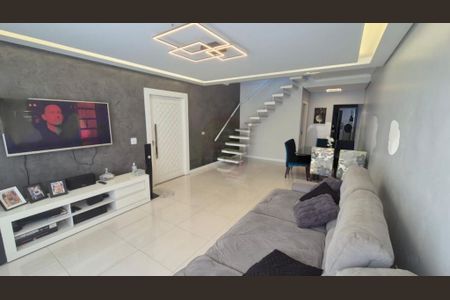 Casa à venda com 4 quartos, 187m² em Vila Moreira, São Paulo