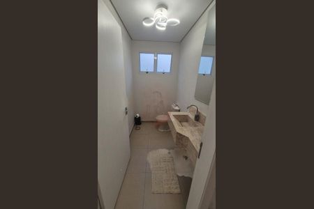 Casa à venda com 4 quartos, 187m² em Vila Moreira, São Paulo