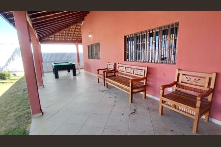 Quintal  de casa para alugar com 3 quartos, 1130m² em Ipelândia, Suzano