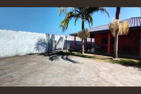 Casa para alugar com 1130m², 3 quartos e 5 vagas Casa para alugar com 1130m², 3 quartos e 5 vagasQuintal